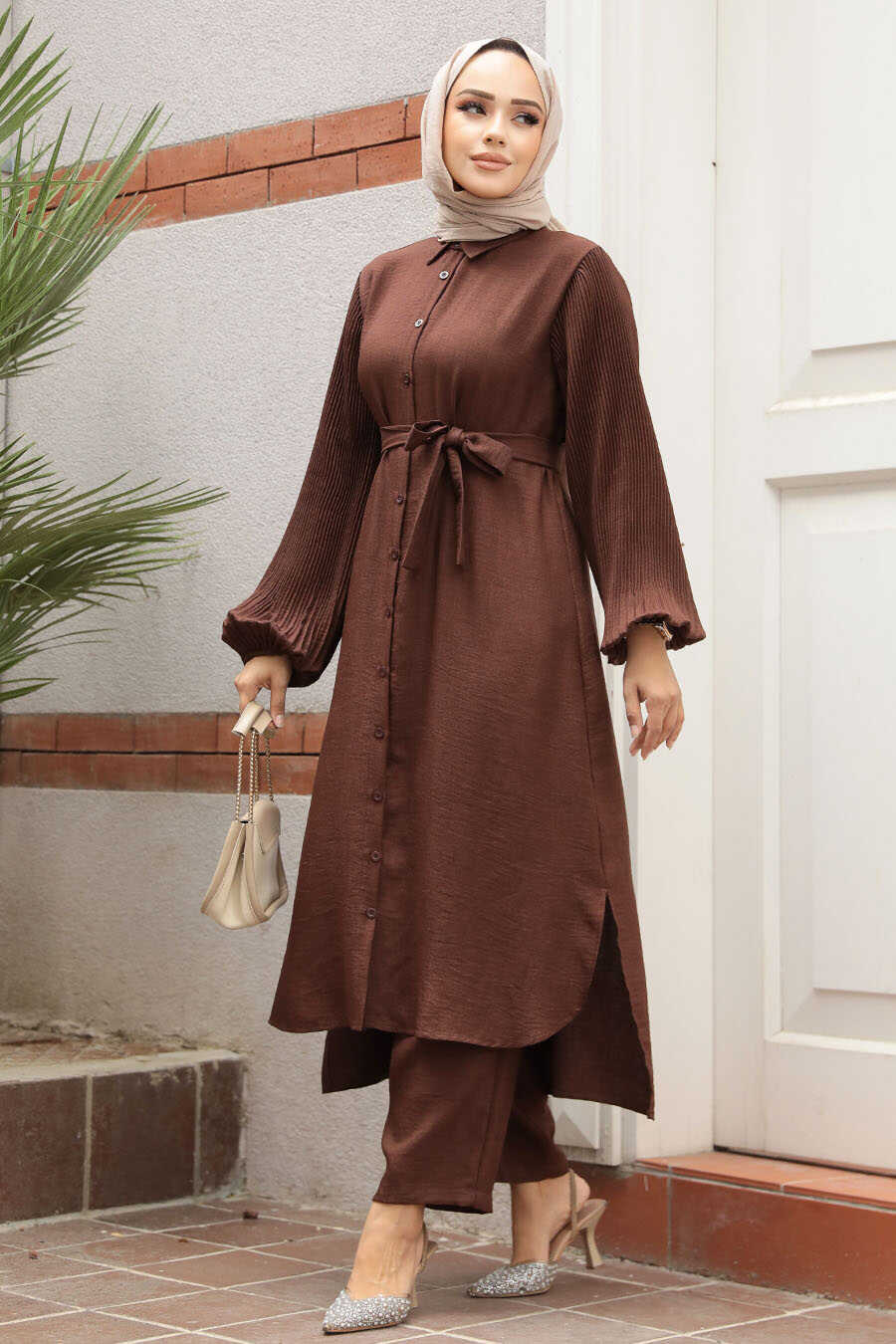 Modest Dark Brown Dual Suit 12581KKH